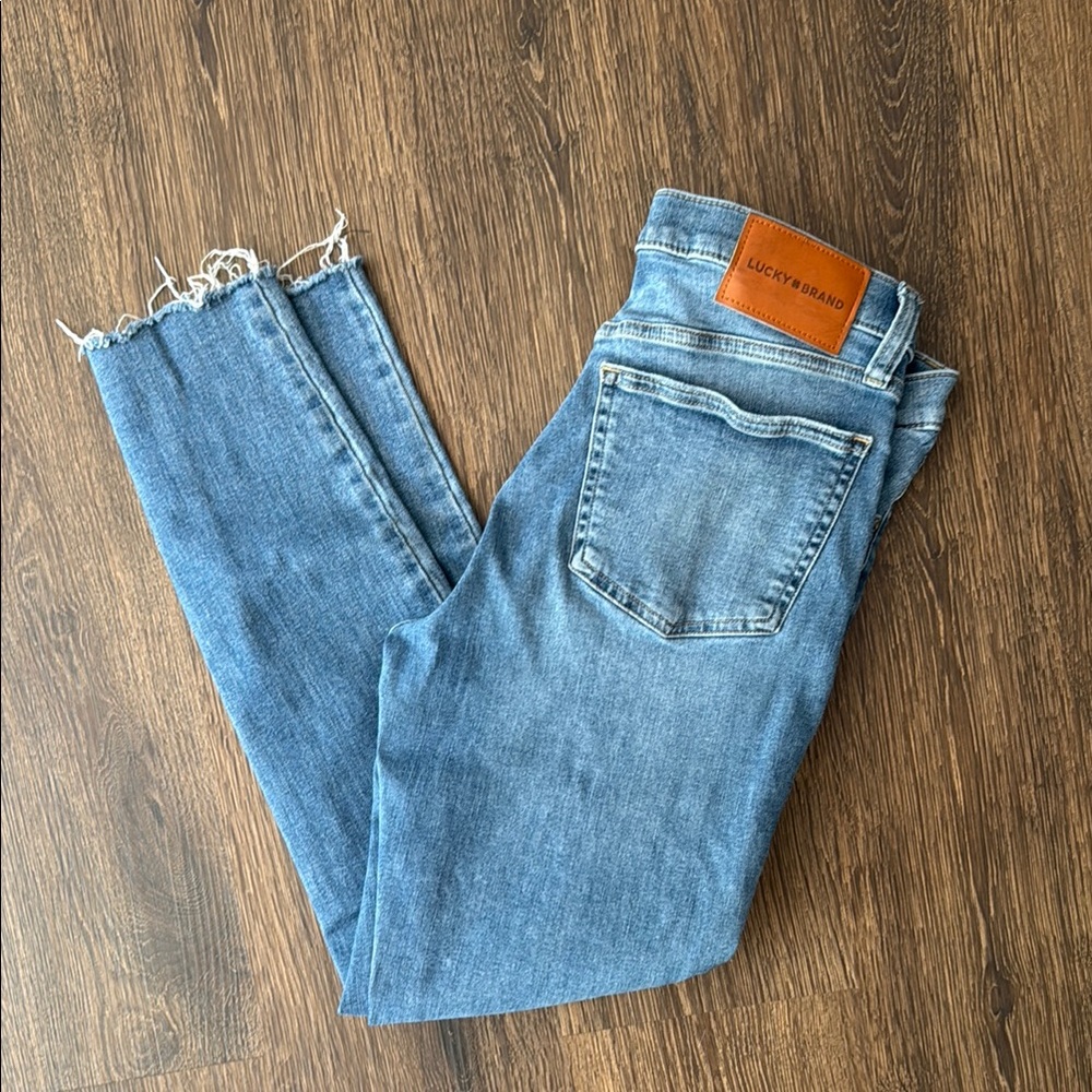 Lucky Brand Blue Skinny Jeans - Picture 4 of 4